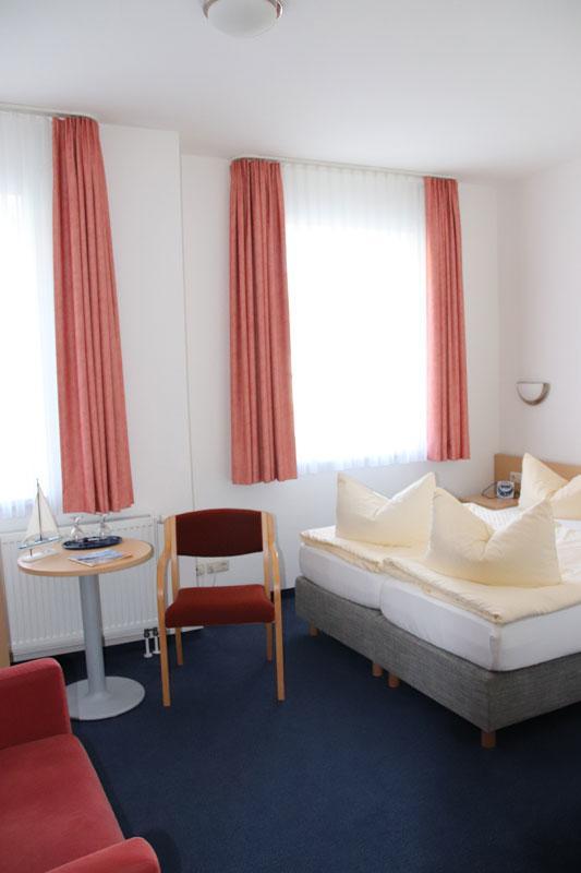 Hotel Garni Meeresgruss Sassnitz Exterior foto